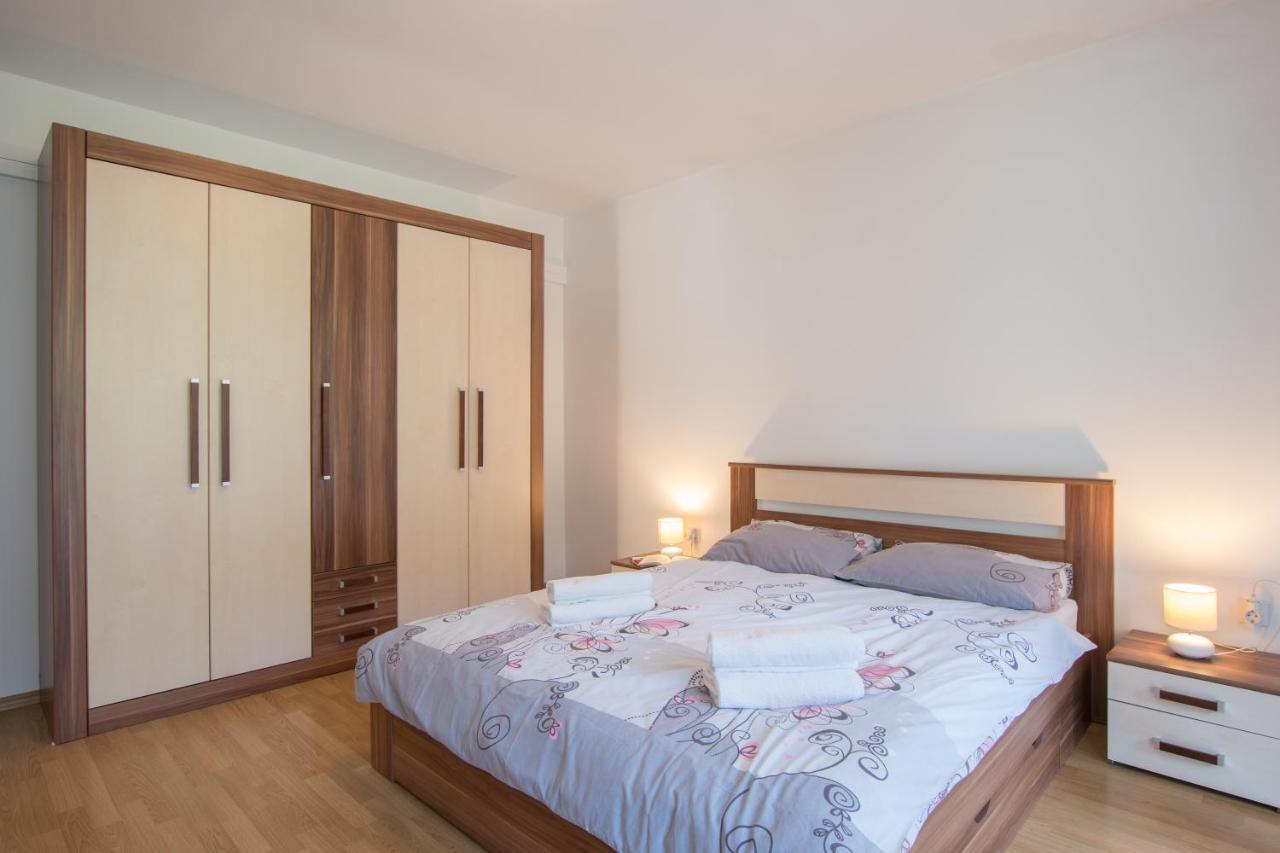 Apartments Nono Toni Porec Esterno foto