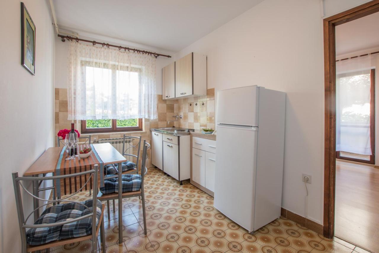 Apartments Nono Toni Porec Esterno foto